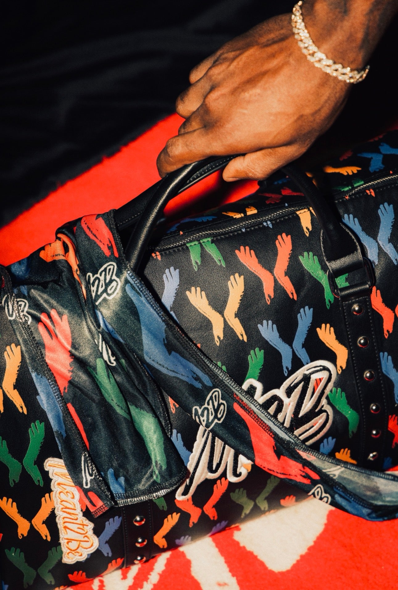 M2B Graffiti Carry Case Coming Soon.
